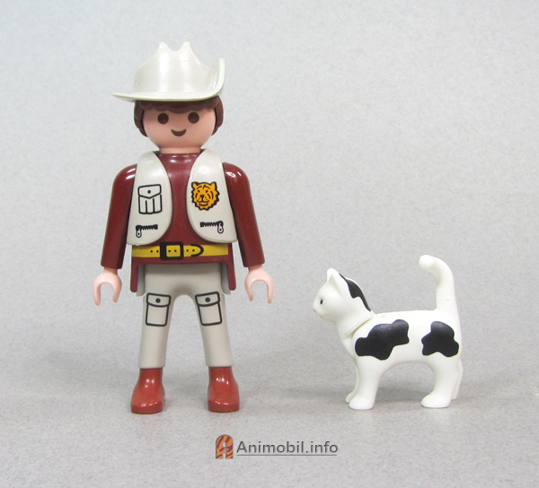 Cat Standing White Spotted 3