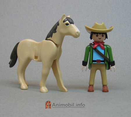 Horse Vers 2 Left Foot Tan with Black Mane