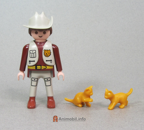 Kittens Pair Mustard