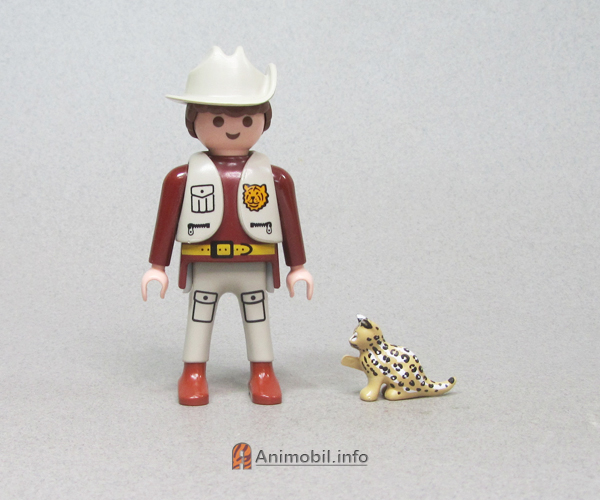 Ocelot Kitten Sitting