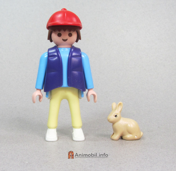 Rabbit Large 2 Sitting Light Tan