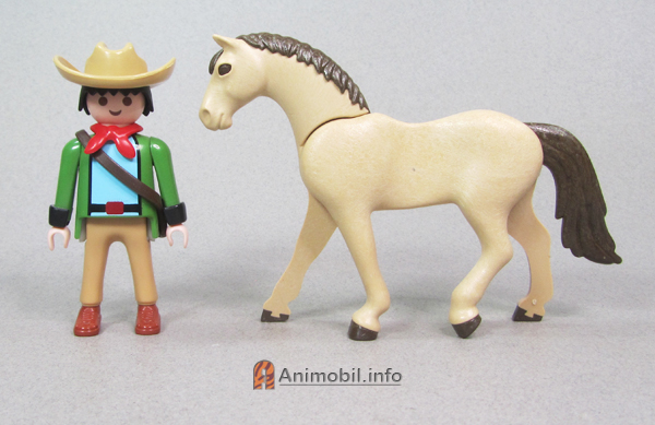 Horse Trakehner Tan 2
